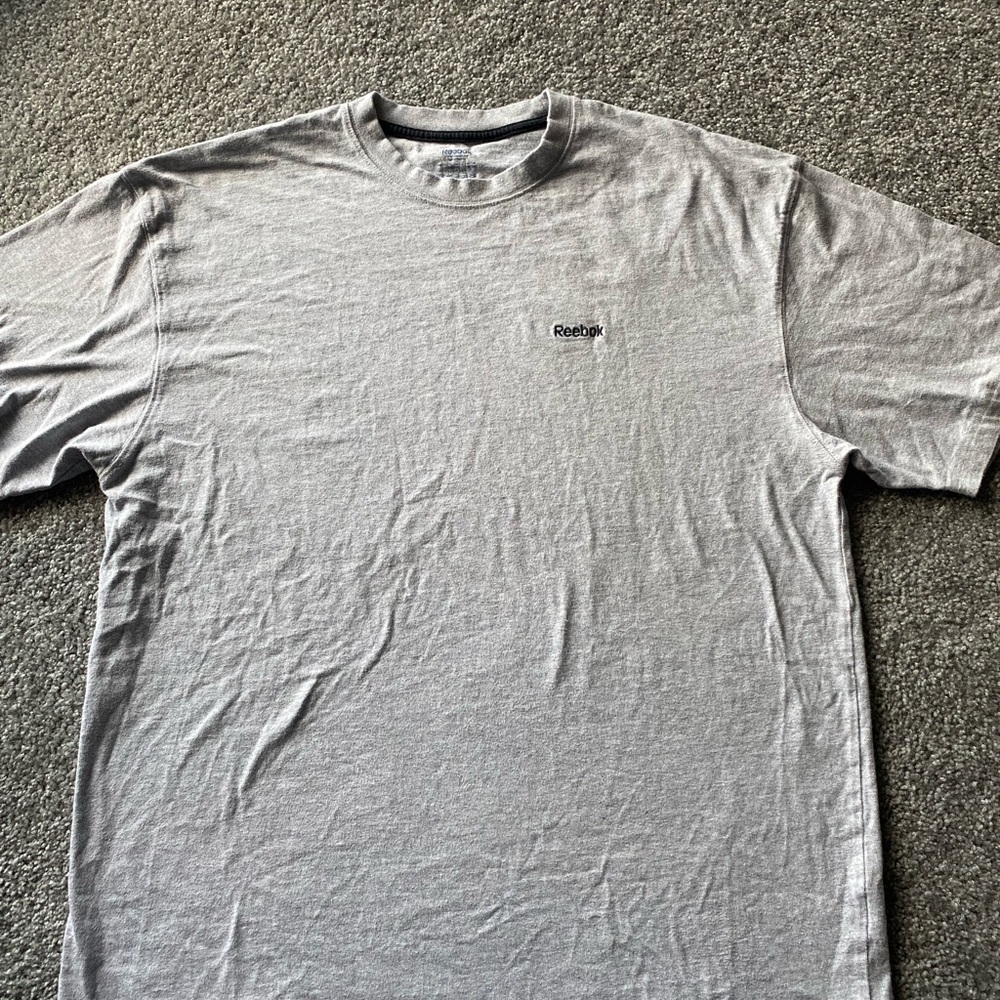 Reebok embroiled chest logo size XXL